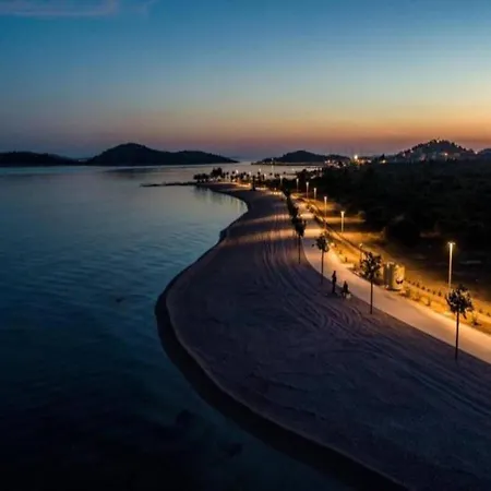 In Near Blue * Vodice