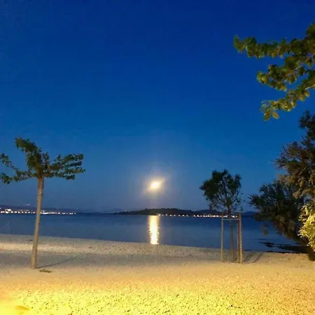 Apartament In Near Blue Vodice