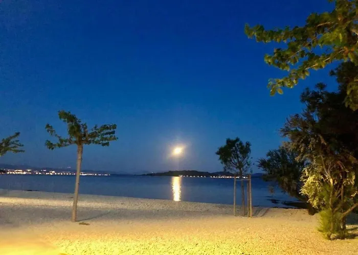 Appartement In Near Blue Vodice